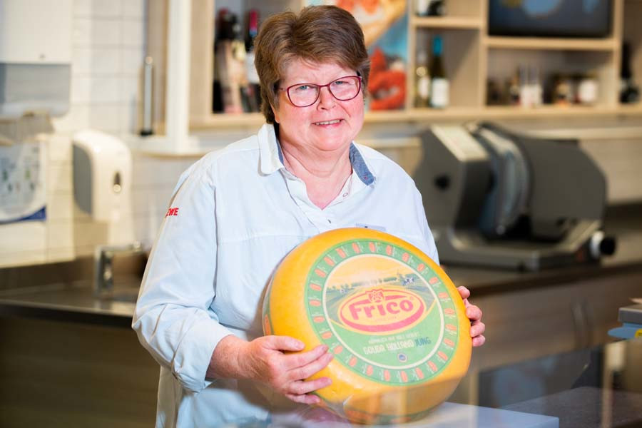 Rewe-Golly-Berlin-Frau-Brabaenda